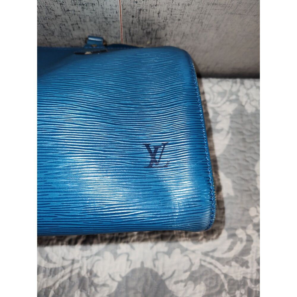 Louis Vuitton Blue Epi Leather Speedy-style top handle 30 speedy Bag - Picture 7 of 13